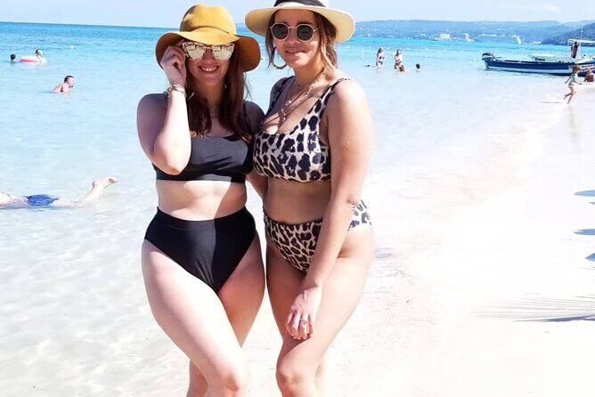 Beach please / Beach day in Ocho Rios Jamaica - Snacks, Water, and the Stuff You’ll Pay For