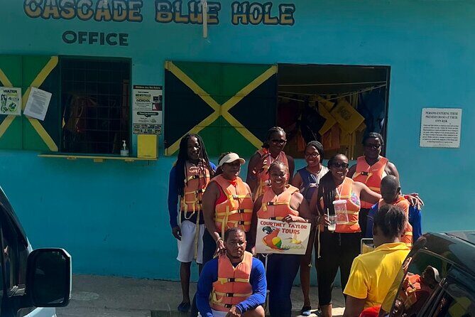 Blue Hole Admission Fee Ticket - 9:00am check-in at Cool Blue Hole Ocho Rios (Shop #10)