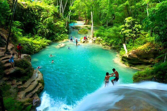 Blue Hole and Dunn's River Falls Ocho rios - Key things to know before you go