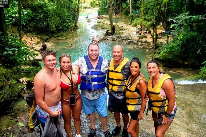 Blue Hole and Dunn's River Falls Ocho rios - Getting ready: what to bring (and what not to forget)