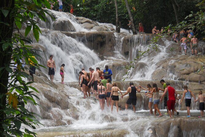Blue Hole and Dunn’s River Falls Tour with Lunch and Cocktails at Reggae Hill - Should You Book This Tour?