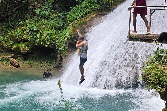 Blue Hole, Horseride with Swim and Bamboo Rafting Ocho Rios - Bamboo Rafting on a Guided River Route