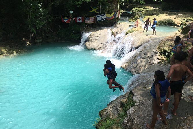 Blue Hole Jamaica Transportation Only - Your time at Blue Hole: caves, hiking, and falls