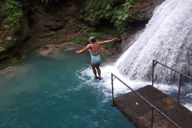 Blue Hole Private Tour from Ocho Rios - Entering the Blue Hole: Multiple Pools, Waterfall Views, and Cave Time