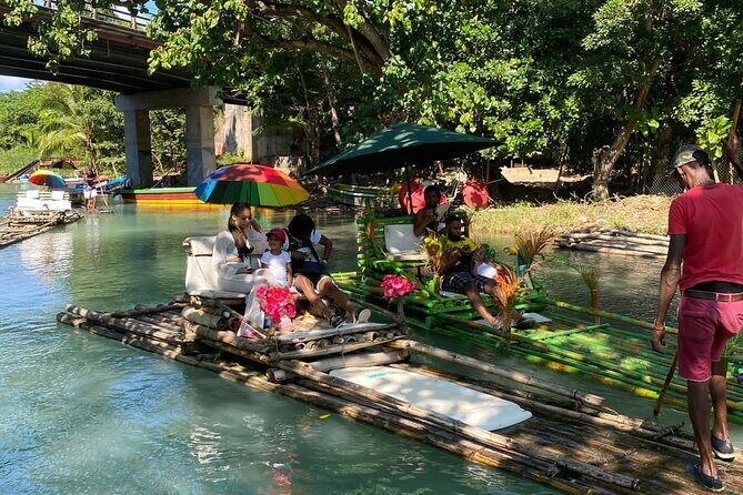 Blue Hole Secret Falls, White River Rafting, and River Tubing from Ocho Rios - Stop 3: Calypso White River Tubing and Inner-Tube Rafting