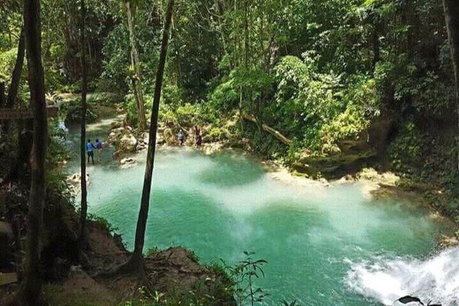 Dunn's River Falls and Blue Hole Combo Tour From Ocho Rios & Runaway Bay - Pickup from Ocho Rios or Runaway Bay: the day stays organized