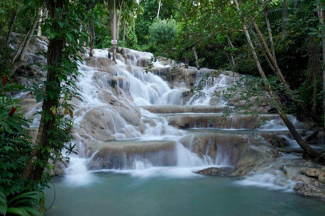 Dunn's River Falls And Shopping Tour From Ocho Rios - Key things I’d watch for