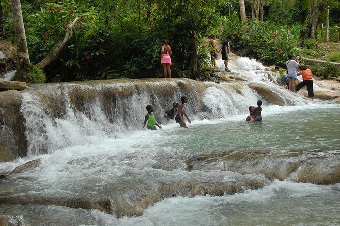 Dunn's River Falls Tour from Ocho Rios - Scotchies after the falls: jerk chicken, pork, and a needed break