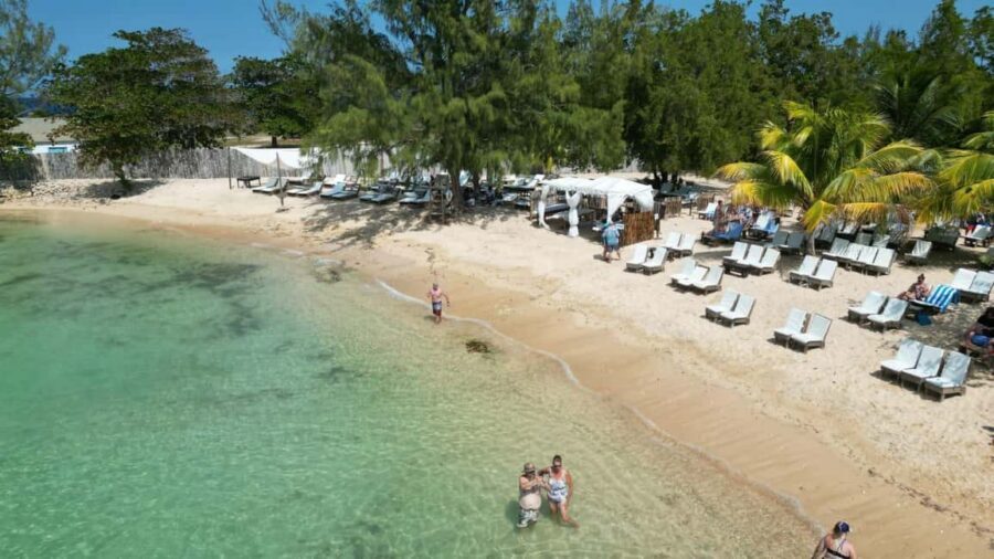 Falmouth: Dunn’s River Falls & Bamboo Beach Club VIP Access - FAQ
