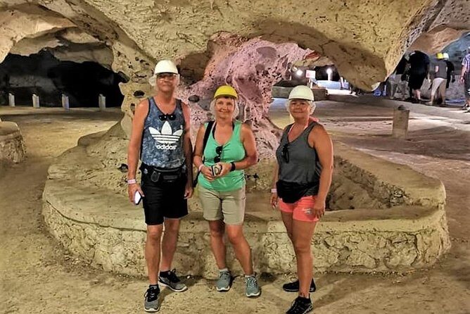 Green Grotto Caves Excursion from Ocho Rios - Entering the Limestone Maze: Formations, Ceiling Pockets, and Cave Wildlife