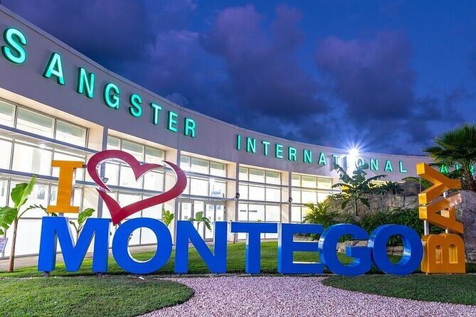 Kingston to Ocho Rios Round Trip Transfer - Pickup Power: From Norman Manley Airport to Your Resort or Drop Point