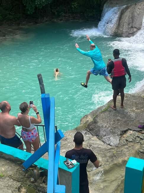 Ocho Rios : Blue Hole and Sightseeing Tour - Price and value: does $76 make sense for 3 hours?