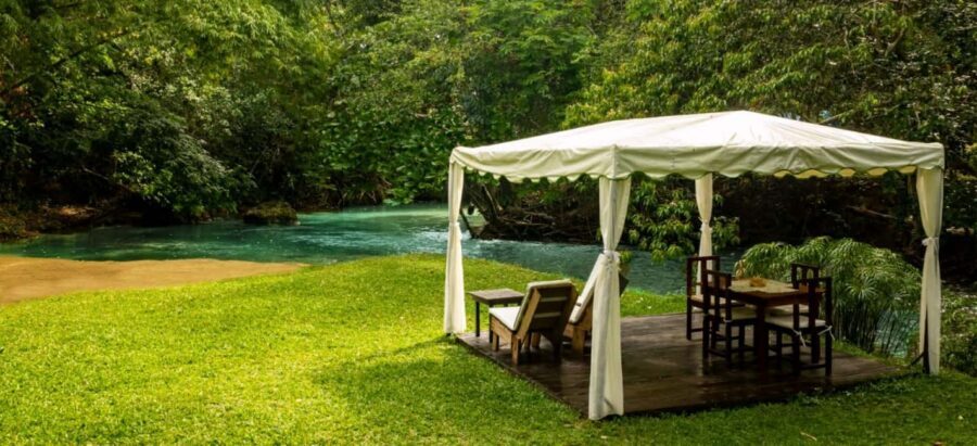 Ocho Rios: Dunn’s River Falls & Reggae Hill Tour - What to bring (and what to leave behind)