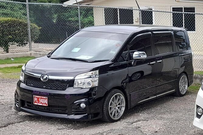 Ocho Rios Hotels Airport Private Transfer (MBJ) - Meeting the driver at MBJ and getting moving quickly
