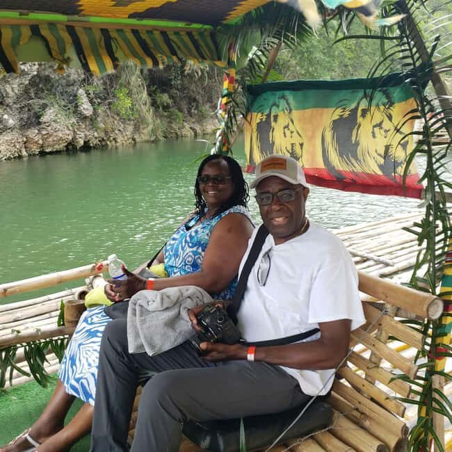 Ocho Rios Jamaica: River Bamboo Rafting Activity - 150 Minutes of Bamboo Rafting: The Rhythm of a Smooth Drift