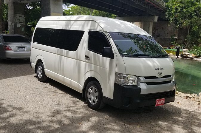 Ocho Rios Private Airport Transfer (MBJ Airport ) - Price and Value: What $53.34 Buys You