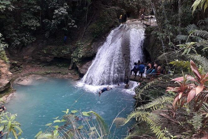 Ocho Rios River Tour: Blue Hole, Dunn's River and Tubing - Stop 3: Dunn’s River Falls (The 600-Foot Climb That Tests Your Legs)