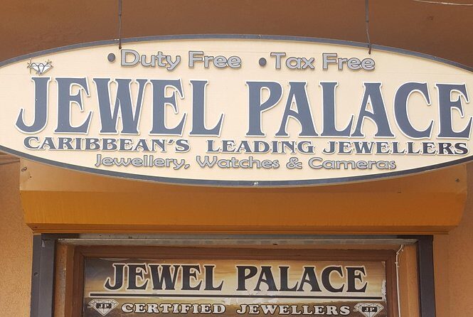 Ocho Rios Shopping Tour - Entering Taj Mahal Shopping Center: where the deals and the planning meet