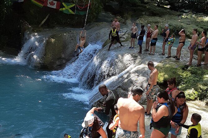 Private Combo Tour From Ocho Rios to Blue Hole and Dunn's River - Getting there and staying relaxed: pickup, timing, and your driver