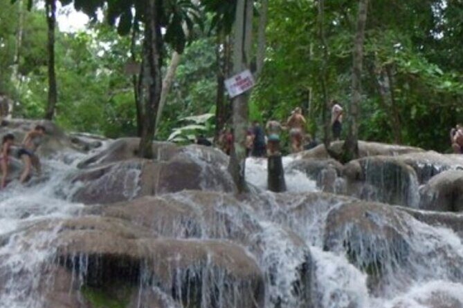 Private Dunn's River Falls and Tubing Tour From Ocho Rios - Why Dunn’s River Falls + White River Tubing Makes Sense