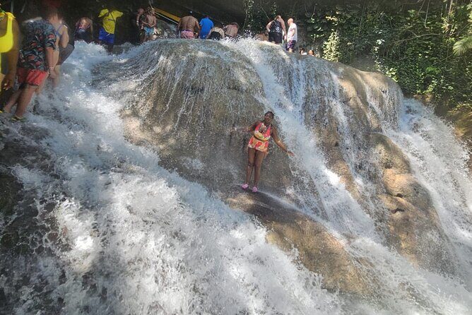 Private Dunn's River Falls, Ocho Rios Sightseeing and shopping - Dunn’s River Falls: the 300-meter climb you’ll actually remember