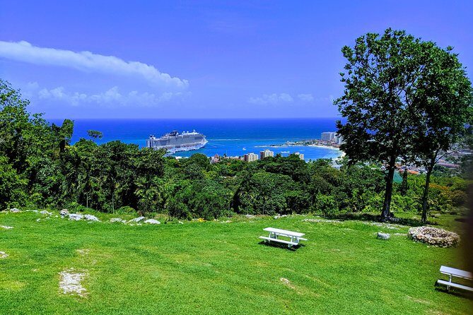 Private Ocho Rios highlight tour - Picking Up Fast in Ocho Rios: Transfers and Mobile Ticket