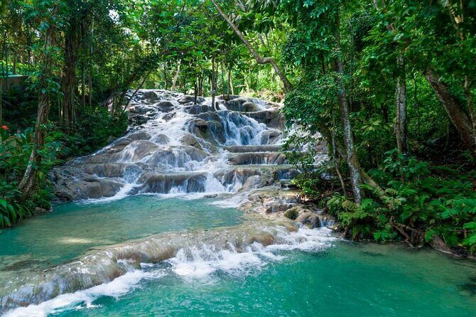 Private Tour From Ocho Rios To Dunn's River Falls - What You’ll Do After the Falls: Shopping and Lunch on the Way Back