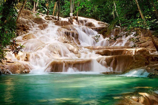 Private Tour From Ocho Rios To Dunn's River Falls Tubing and Shopping - Key Points Before You Go