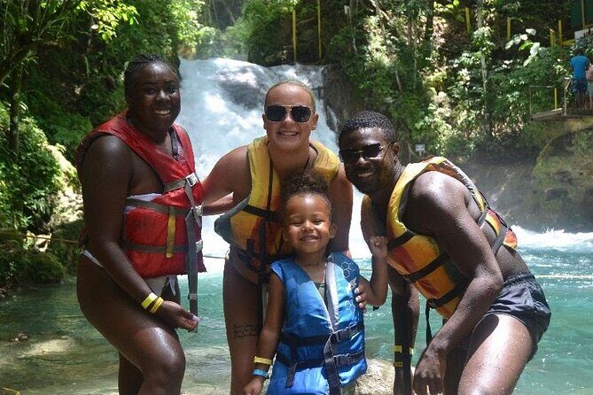 Private Transport to River Tubing or Rafting and Blue Hole combo - Bamboo Rafting vs. River Tubing: Choose the Mood