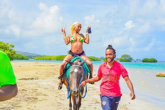 Shared Tour in Ocho Rios with Horseback Riding and Swimming - The Jungle Ride: Jamaican Trees and a Slower Rhythm