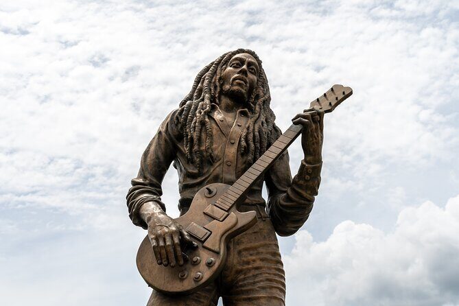 The Essential Bob Marley Tour: Visit His Home and more - The scenic drive: Jamaican countryside, rainforest feel, and Fern Gully