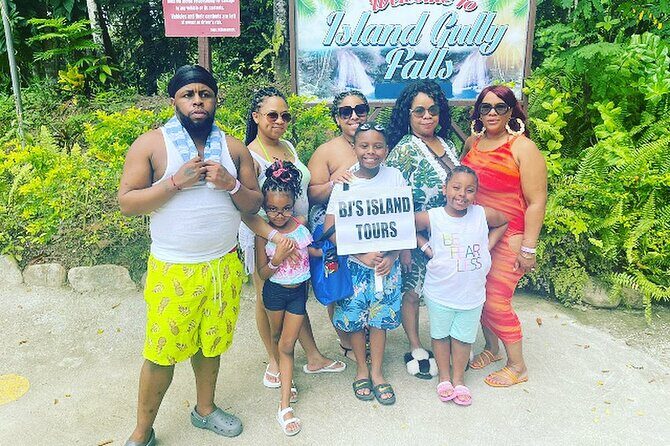 Wet and Wild - Blue Hole and Dunn's River - When meeting up goes wrong: what port confusion taught me to do